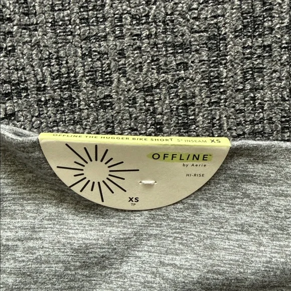 NWT Offline by Aerie Hi-Rise The Hugger Bike Short, 5” Inseam, XS - Picture 3 of 5